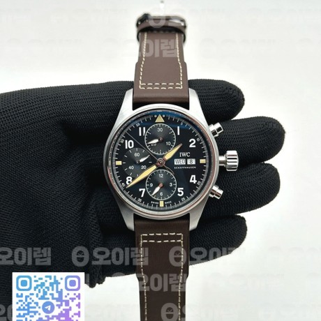 ZF공장 파일럿 크로노그래프 스핏파이어 블랙다이얼 가죽스트랩 Pilot Chrono Spitfire IW387903 SS Black Dial on Brown Leather Strap A7750