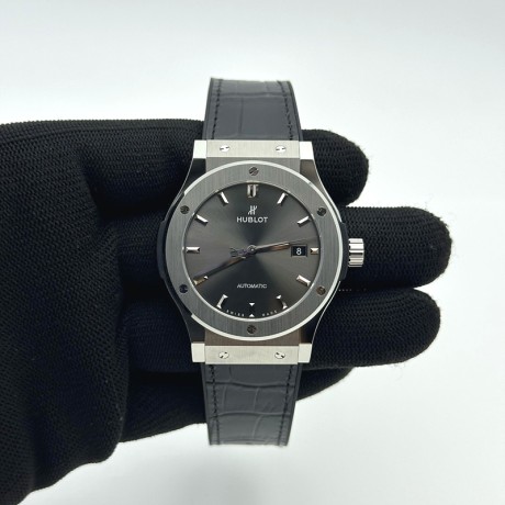 JJ+공장 위블로 클래식퓨전 42mm 그레이다이얼 가죽스트랩 Classic Fusion Bang 42mm SS/LE Grey JJ+F A1110  (제이제이플러스)