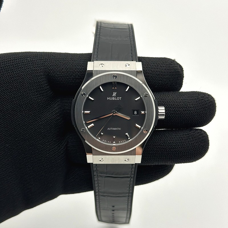 JJ+공장 위블로 클래식퓨전 42mm 블랙다이얼 가죽스트랩 Classic Fusion Bang 42mm SS/LE Black JJ+F A1110  (제이제이플러스)