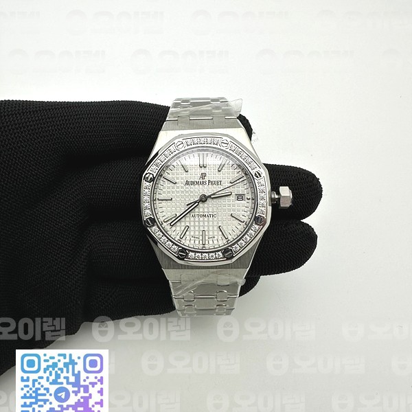 B7공장 오데마피게 로얄오크 15551 스틸 화이트다이얼 브레이슬릿 Royal Oak 37mm 15551 Dia SS/SS White B7F MY9015