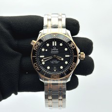 해외빠른출고!! VS공장 오메가 씨마스터 다이버 300M 로즈골드콤비 블랙다이얼 브레이슬릿 (고유번호 VS111)